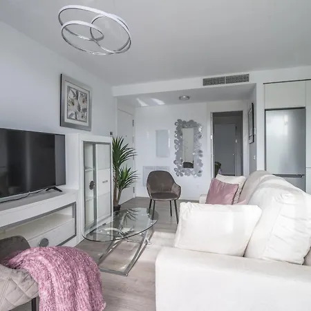 Lägenhet Serenity 2br With Pool *